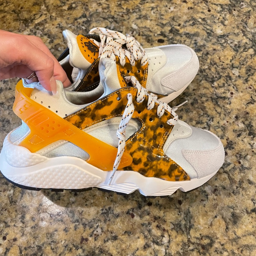 2022 Nike Air Huarache Tortoiseshell